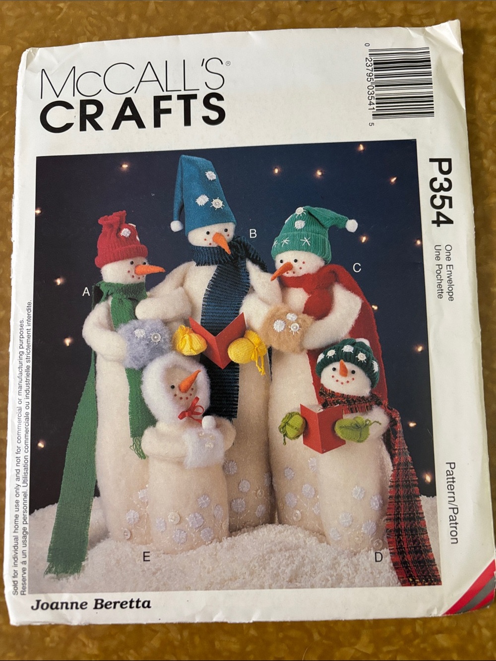 Snowman Carolers McCall’s Crafts Sewing Pattern P354, 1997, by Joanne Beretta